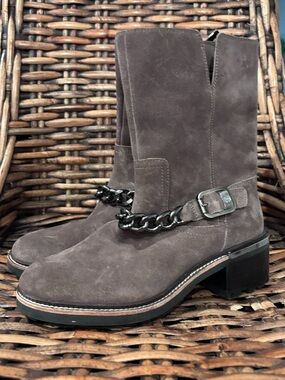 Vince Camuto Keshilla Moto Boot womens
Motorcycle Boot size 7